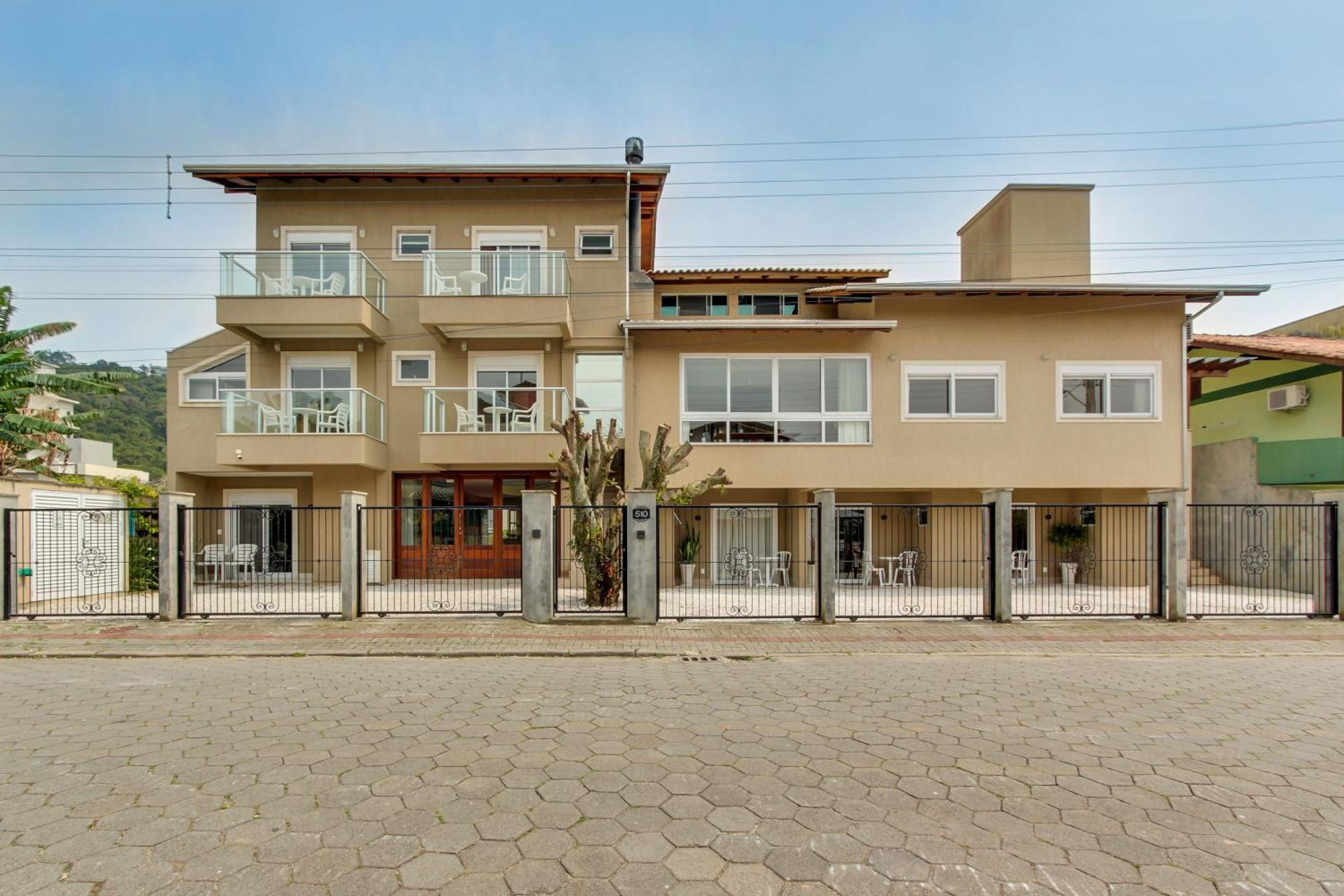 Apartmán Residencial Casa Flora Bombinhas Exteriér fotografie